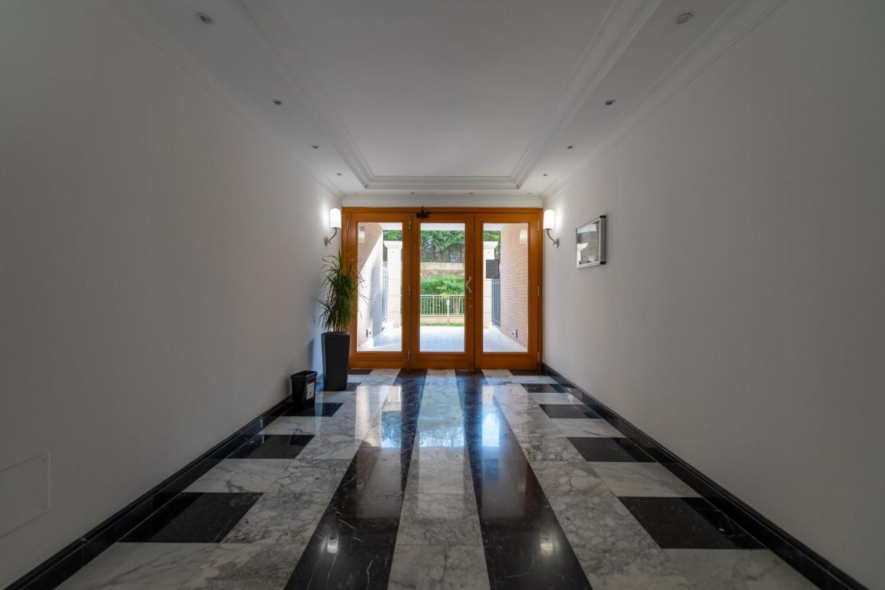 Апартаменты Casa Andrew New Рим Экстерьер фото