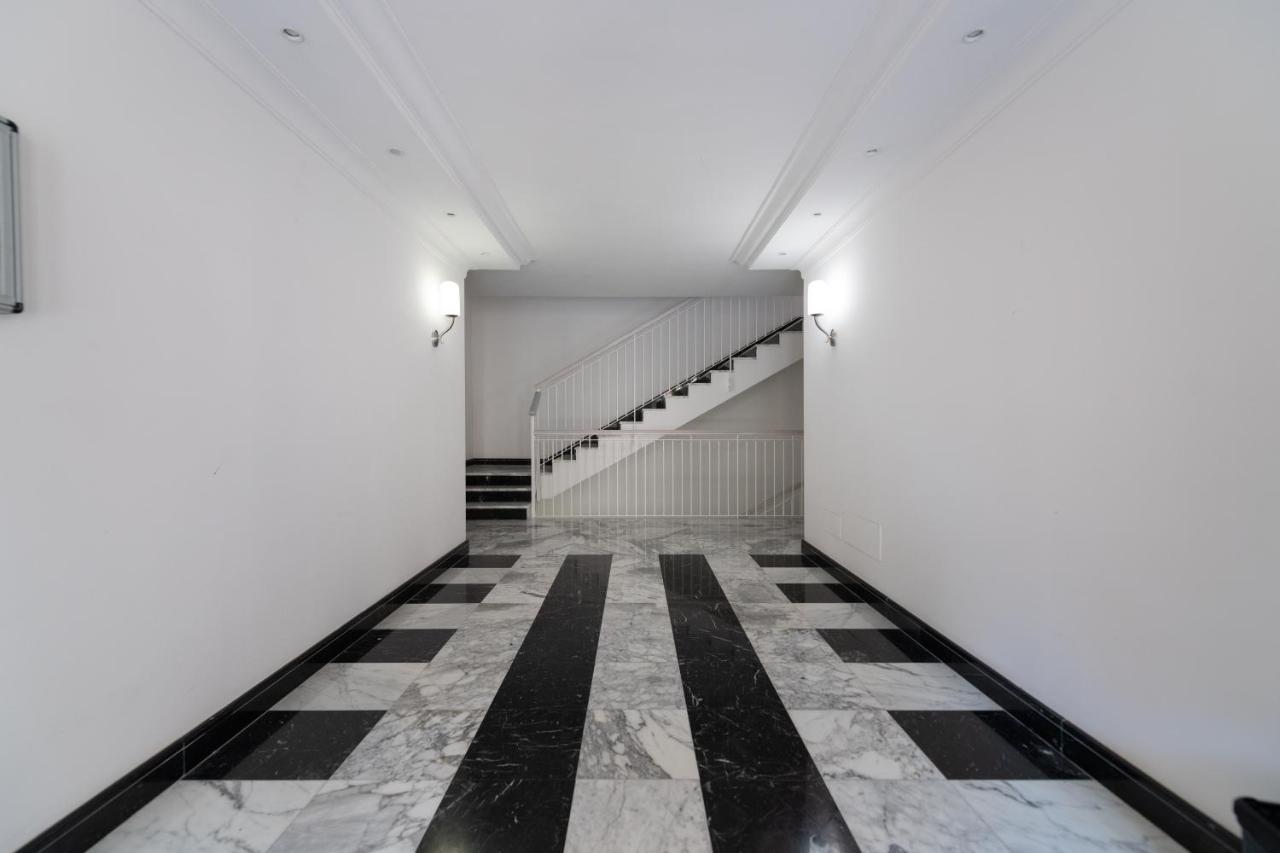Апартаменты Casa Andrew New Рим Экстерьер фото